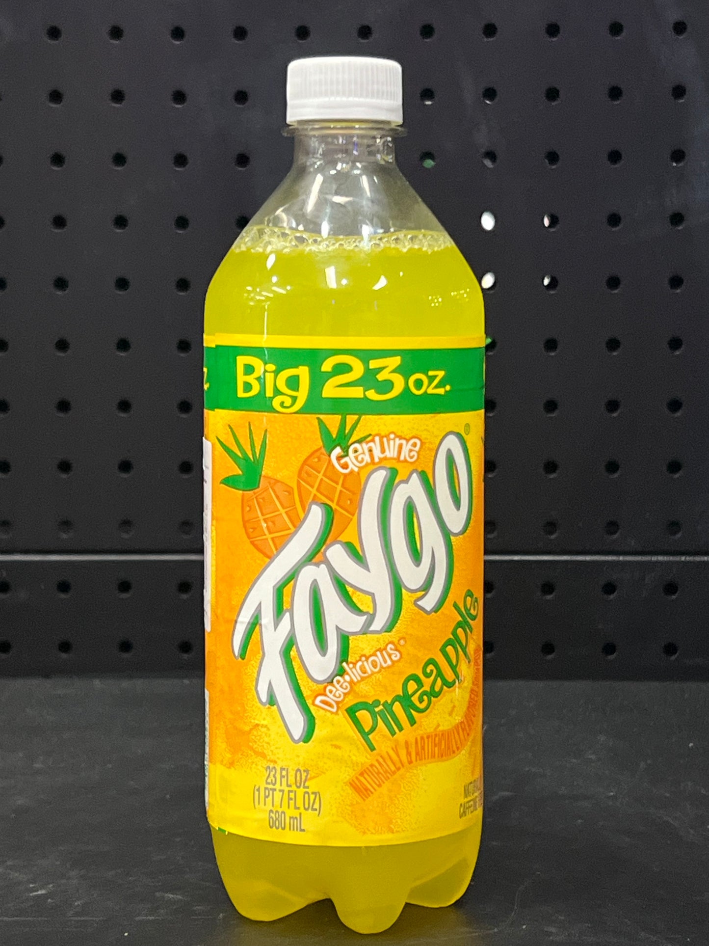 Faygo Pineapple (680ml)