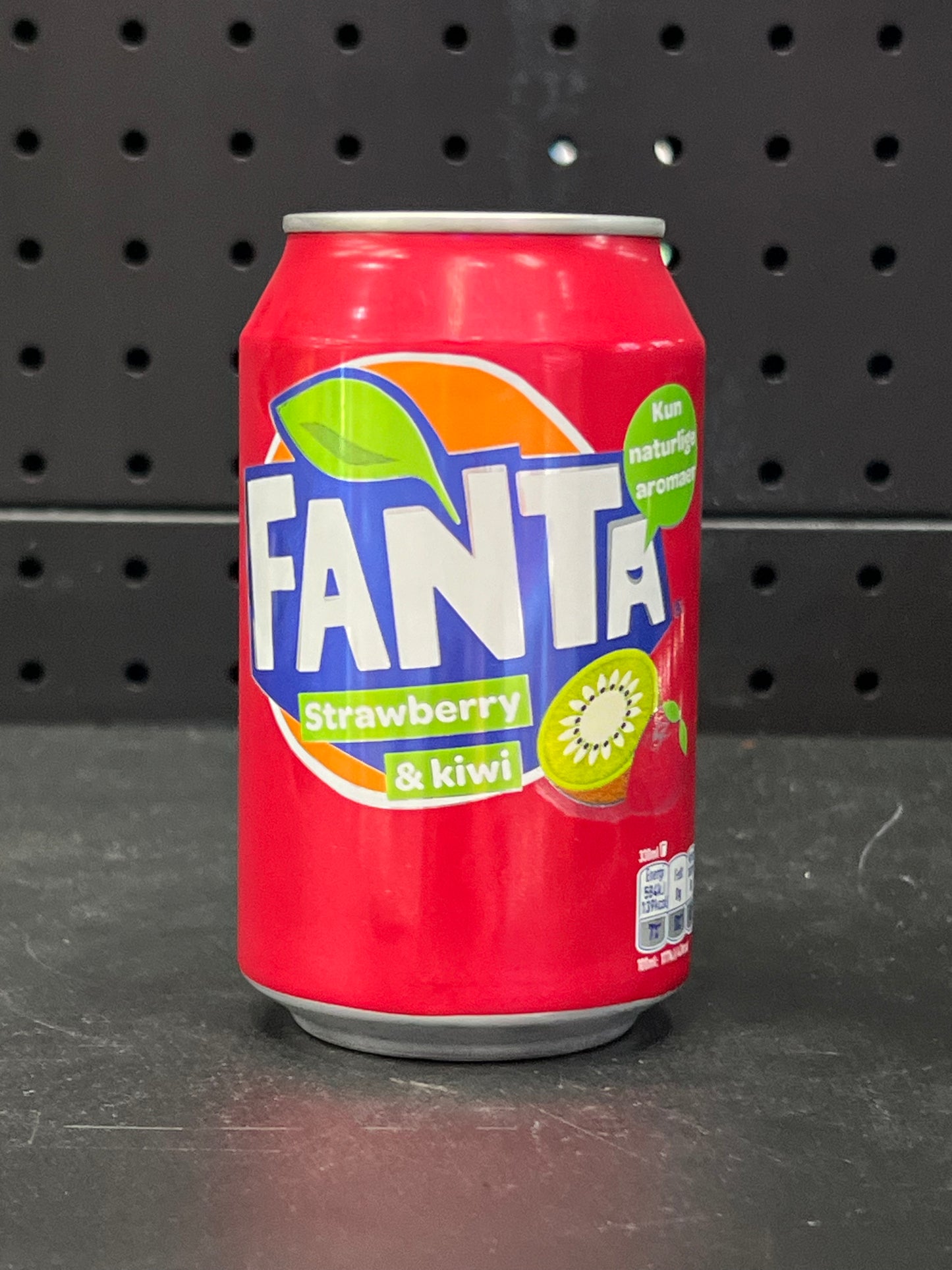 Fanta Strawberry & Kiwi